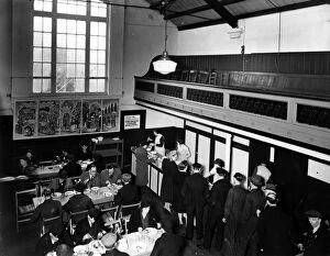 Ww2 Wwii World War Two Collection: St Annes Cash and Carry Kitchen at Vauxhall, London in the 1940s History of London