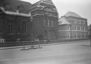Scene Prints: St Olaves, Tooley street. October 1929
