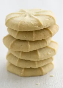 Cooking Prints: Stack of piped cookies credit: Marie-Louise Avery / thePictureKitchen / TopFoto