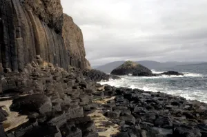 Britain Prints: Staffa The hexagonal basaltic columns pavements on the island of Staffa and which