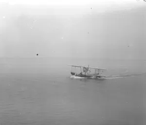 The start of the British round the world flight from Calshot aerodrome Southampton 26