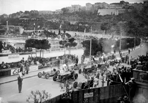 The start of the Monaco Grand Prix. The race was won by Italian driver Tazio Nuvolari