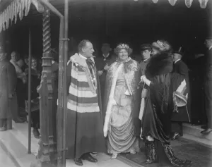 Ceremony Ceremonial Prints: The State Opening of Parliament The Earl and Countess of Beauchamp leaving the House