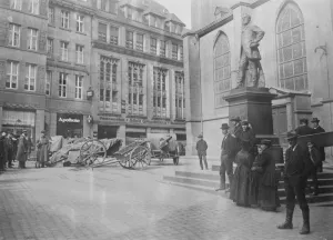 Statue of Frederich Krupp at Essen. 6 January 1923