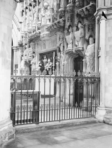 Statue Prints: Statue of King Edward in Bishop Foxs Alter screen in Southwark Cathedral Unveiled