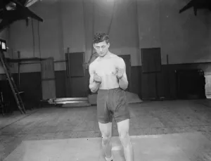 Ted Sandwina. The German - American heavy weight boxer. 1 May 1927