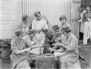 Territorial Army recruits at camp in Lympne, Kent. Preparing dinner
