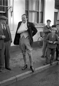 Terry Thomas the well known comedian, went hunting with the Old Surrey and Burstow Hunt