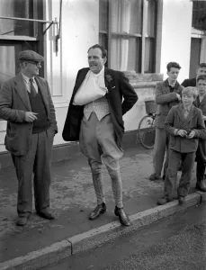 Youth Prints: Terry Thomas the well known comedian, went hunting with the Old Surrey and Burstow Hunt
