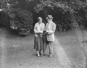 Tess visits Mr Thomas Hardy at Dorchester, veteran author thinks Miss Frangcon Davies