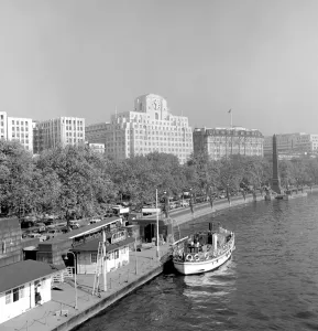People Prints: Thames River Boats with Cleopatras Needle and the Shell Mex House ( art deco style 1930 - 1931 )