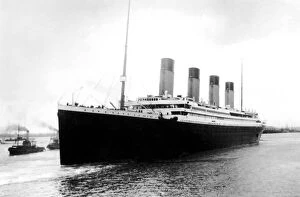 Titanic and Ocean Liners Collection: Titanic leaving Southampton on her maiden voyage, Wednesday 10th April 1912