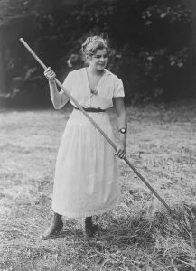Titled Girl Goes on the Land The Baroness Margaret Gullstrand, who has forsaken