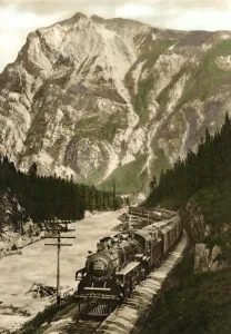 The Trans Canada & The Kicking Horse River : 2 miles west of Field