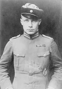 Trials of German glider. Udet, the well known German airman, who in attempting