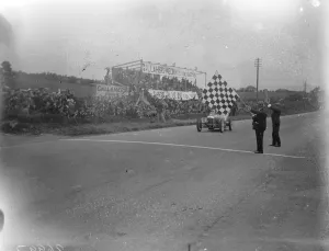 Ulster T T. General view and start. 1932