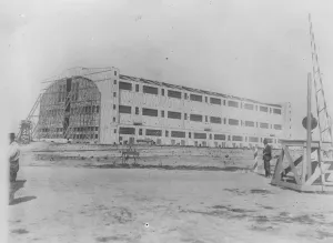 United States Hangar Ready to Receive Z R 2 ( R 38 ) The US hangar which is ready