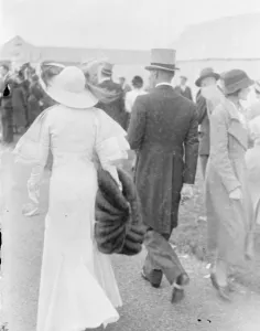 Unusual hat at Ascot. An unusual hat which aroused much interest on the second day at Ascot
