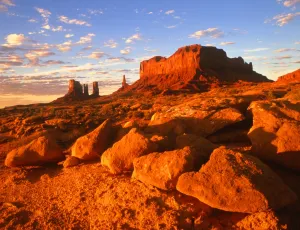 Landmark Prints: USA - Monument Valley - ?TopFoto / CW