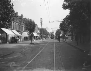 Town Prints: A view down The Broadway, Bexleyheath, Kent