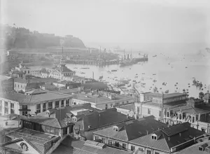 Rooftops Prints: A view of the city and harbour of Valparaiso in Chile. 26 January 1925