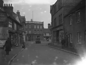 Town Prints: A view of the High Street in Bexleyheath, Kent