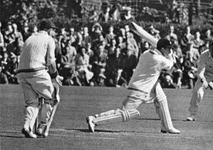 Sport Prints: W Mervyn Wallace batting against Sussex in 1949s C Griffith is keeping wicket