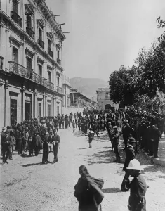 Troops Prints: The war between Bolivia and Paraguay. The Presidential Palace at La Paz, Bolivia