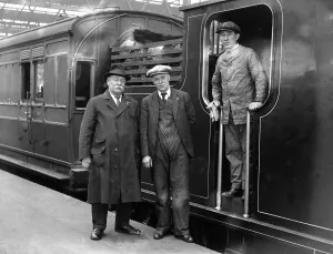 Railways Prints: Waterloo. The Duke Yorks train in which he and his bride travelled to Bookham