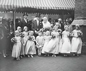 Children Collection: Wedding of Captain A Drew, Royal Artillery, and Miss Monora Christian ( Midlington