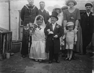 Wedding of dwarfs at Weymouth A dwarf bride and bridegroom were married at Holy