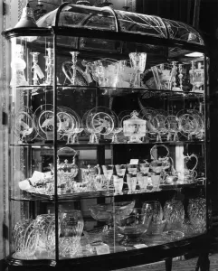 Glass Prints: A wedding gift to Princess Elizabeth and Phillip Mountbatten from the USA - a beautiful