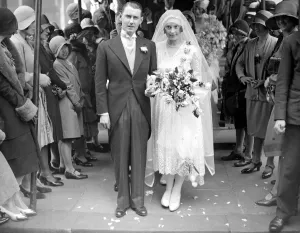 Wedding of Mr Gordon Oakshott and Miss Jeanette Huxley at All Souls, Langham Place