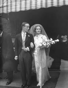 Fashionista Prints: Wedding of Mr Sheriton Clements Swan ( Bromley Grange, Stocksfield ) and Miss Rosalind