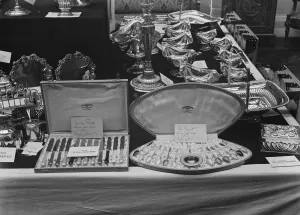 Wedding presents for Duke of York and Lady Elizabeth Bowes Lyon The gift of the King