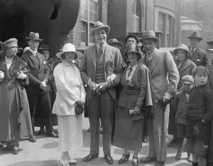 Entertainer Prints: Wedding after seventh proposal. Miss Vera Galt, the actress, was married