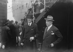 The welcome to the Italian treasure ship Leonardo da Vinci. Sir Austen Chamberlain