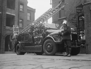 West Ham fire engine like a motor coach. A new fire engine in the front of which