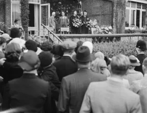 Wilmington fete being opened by E D Waters. 1936