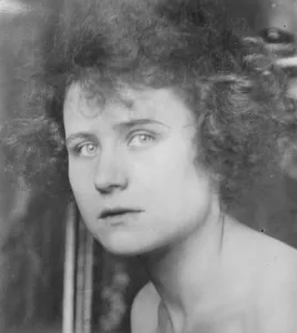 Face Prints: Wooed, Won and Wed in Express Mrs E W Wharton ( Electra Waggoner Wharton ) a pretty