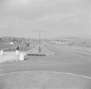 Road Works Prints: Work being carried out on Eltham by pass circular road, Kent. 1938