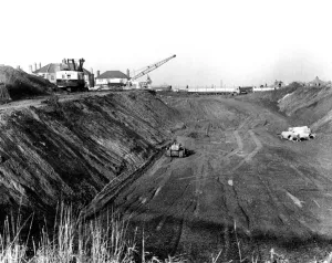 Crane Prints: Work is progressing on the Dartford Tunnel appraoch road on the Kent side. This