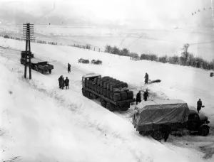 Wrotham Hill Kent when several lorries were temporarily abandoned because of bad