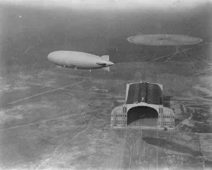 The Zeppelins arrival at Lakehurst. A striking view of the ZR3 arriving